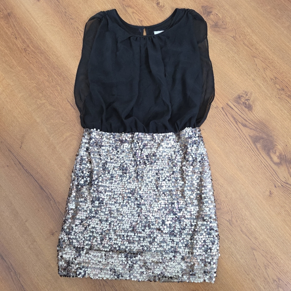 J. Taylor Size 2 (4)  Sequin Black And Gold Dress
